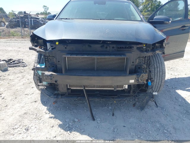 2021 Hyundai Kona Sel Plus მანქანა იყიდება აუქციონზე, vin: KM8K62AA2MU693710, აუქციონის ნომერი: 44881542