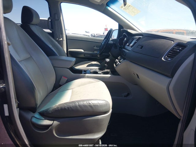 Продаж на аукціоні авто 2018 Kia Sedona Lx, vin: KNDMB5C18J6423937, номер лоту: 44881557