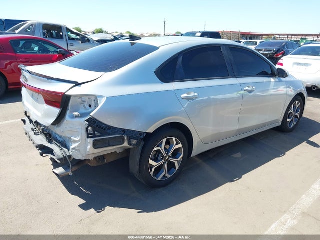 2019 Kia Forte Lxs მანქანა იყიდება აუქციონზე, vin: 3KPF24AD9KE095052, აუქციონის ნომერი: 44881558