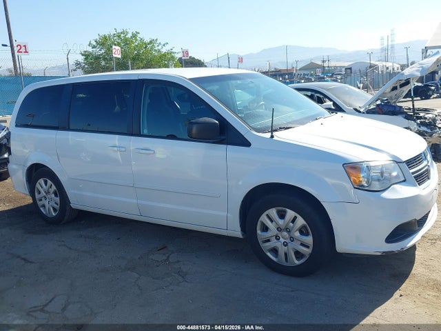 2C4RDGBG5HR864252 Dodge Grand Caravan Se