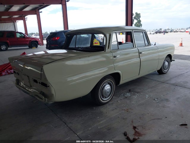 44881575 :رقم المزاد ، 12101816 vin ، 1967 Mercedes-benz 230 مزاد بيع