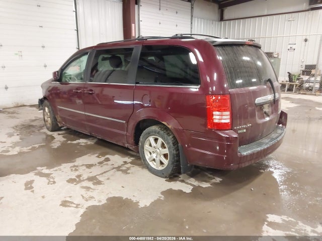 2009 Chrysler Town & Country Touring მანქანა იყიდება აუქციონზე, vin: 2A8HR541X9R592656, აუქციონის ნომერი: 44881582