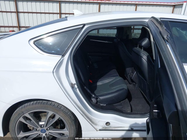 Ford Fusion Titanium 2019 3FA6P0D94KR221818 Image 8