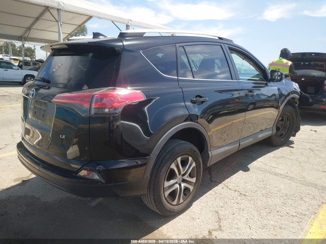 Toyota RAV4 LE 2017 2T3ZFREV1HW357533 Image 4