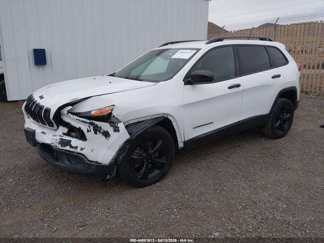 1C4PJLAB5HW535699 Jeep Cherokee Altitude Fwd