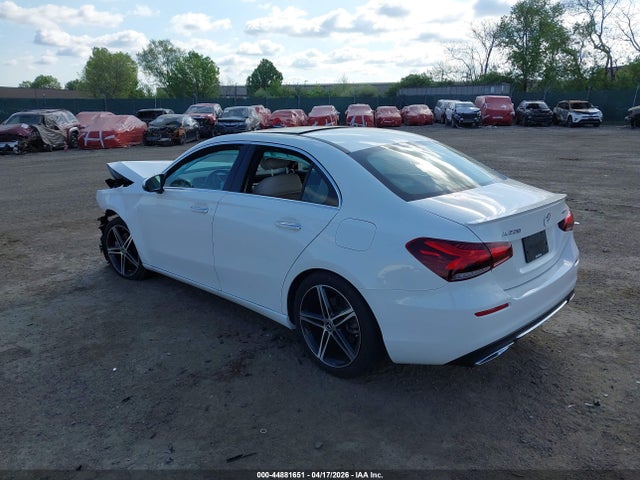 Продажа на аукционе авто 2019 Mercedes-benz A 220 4matic, vin: WDD3G4FB1KW015508, номер лота: 44881651