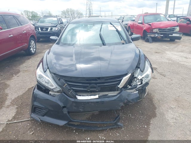 Продаж на аукціоні авто 2018 Nissan Altima 2.5 S, vin: 1N4AL3AP7JC120537, номер лоту: 44881655