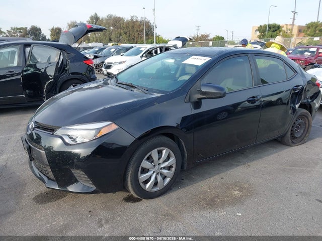 Toyota COROLLA LE 2016 5YFBURHE8GP439108 Image 2