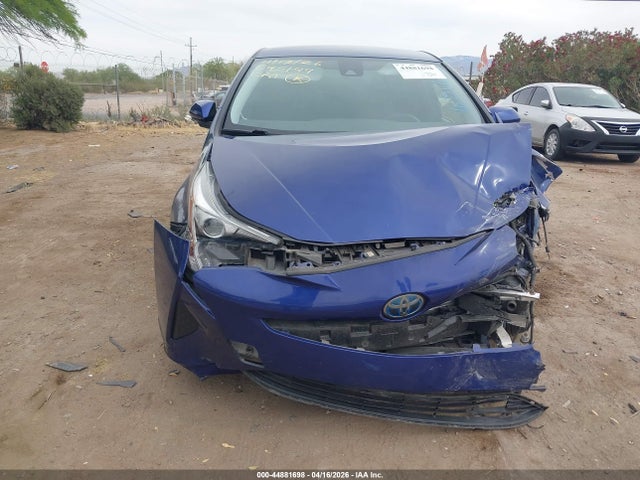 JTDKBRFU7J3601651 Toyota Prius One
