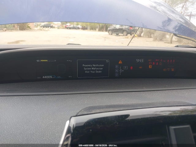 JTDKBRFU7J3601651 Toyota Prius One
