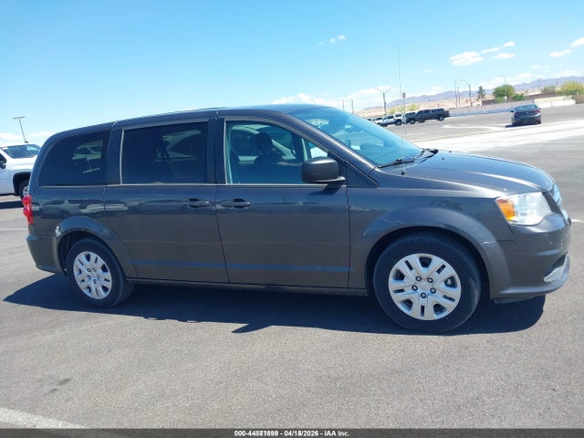 2C4RDGBG8JR254819 Dodge Grand Caravan Se