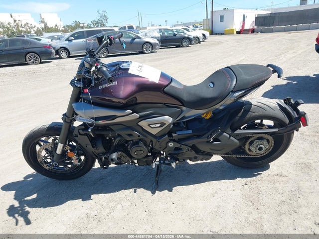 2026 Ducati Xdiavel V4 მანქანა იყიდება აუქციონზე, vin: ZDMGAV1W7TB001350, აუქციონის ნომერი: 44881704