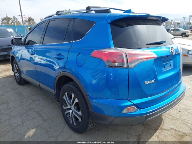 JTMBFREV0GJ060204 Toyota RAV4 LE