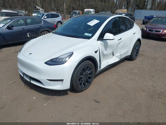 2021 Tesla Model Y Long Range Dual Motor All-wheel Drive მანქანა იყიდება აუქციონზე, vin: 5YJYGDEE4MF123897, აუქციონის ნომერი: 44881715