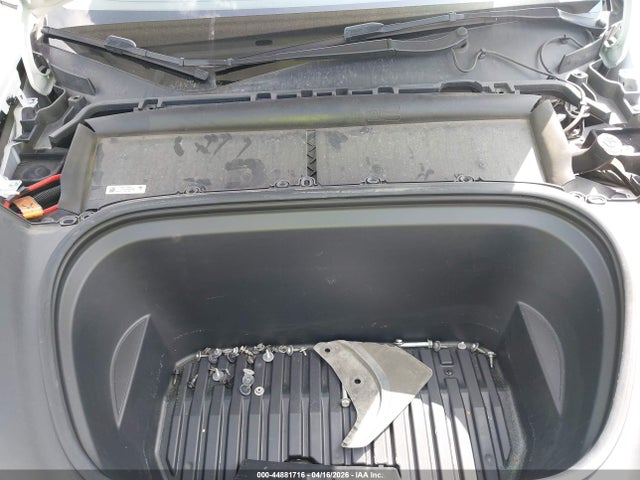 7SAYGDEE5NF339746 Tesla Model Y Long Range Dual Motor All-wheel Drive