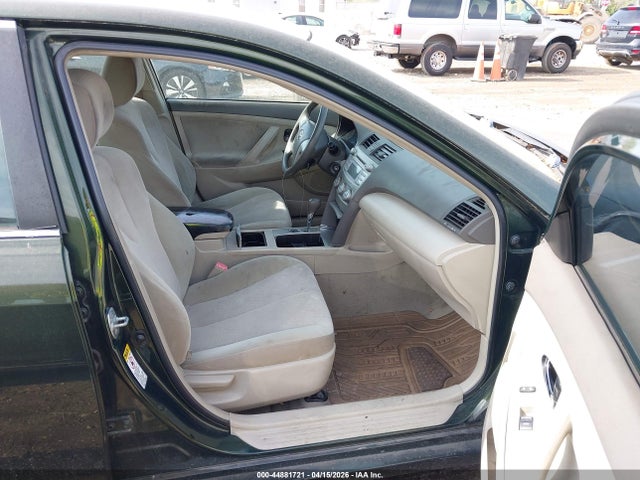 Продаж на аукціоні авто 2011 Toyota Camry Le, vin: 4T1BF3EKXBU740178, номер лоту: 44881721