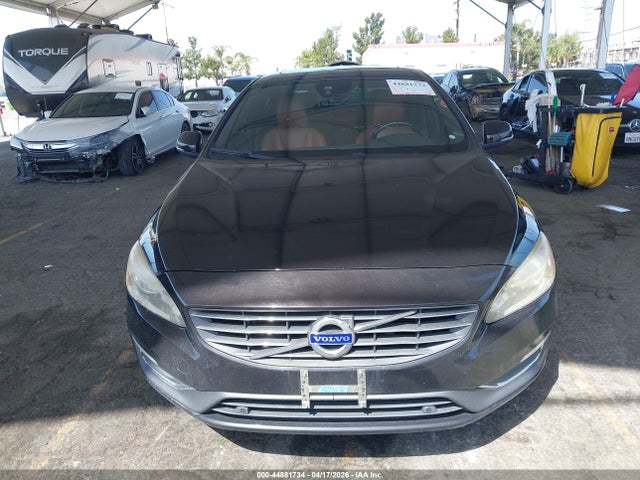 Продажа на аукционе авто 2015 Volvo S60 T6, vin: YV149MFK7F2363166, номер лота: 44881734