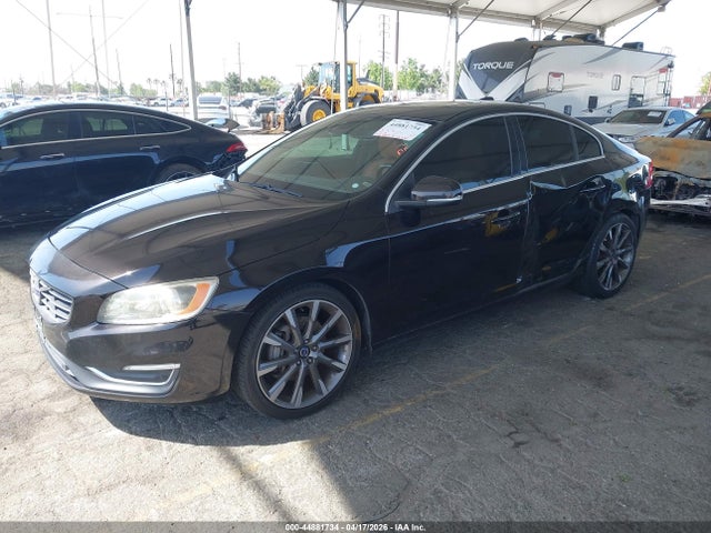 Продажа на аукционе авто 2015 Volvo S60 T6, vin: YV149MFK7F2363166, номер лота: 44881734