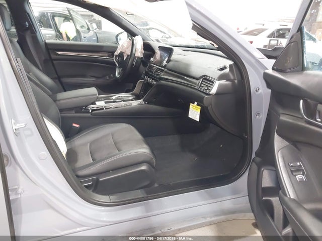 44881756 :رقم المزاد ، 1HGCV2F34NA013185 vin ، 2022 Honda Accord Sport 2.0t مزاد بيع
