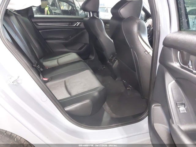 44881756 :رقم المزاد ، 1HGCV2F34NA013185 vin ، 2022 Honda Accord Sport 2.0t مزاد بيع
