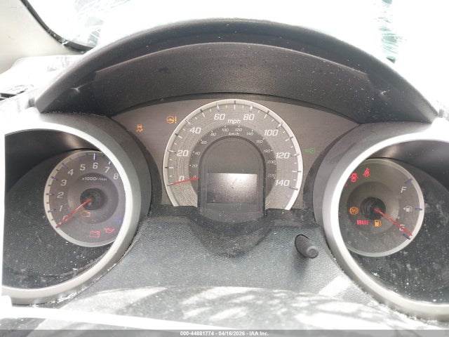 44881774 :رقم المزاد ، JHMGE8H39DC008274 vin ، 2013 Honda Fit مزاد بيع