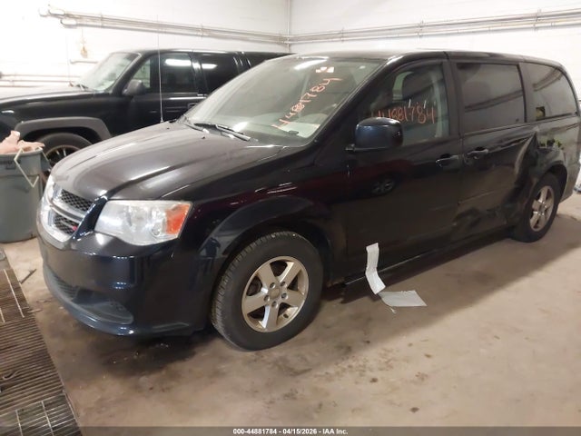44881784 :رقم المزاد ، 2D4RN3DG8BR674040 vin ، 2011 Dodge Grand Caravan Mainstreet مزاد بيع