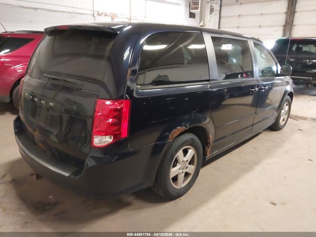 44881784 :رقم المزاد ، 2D4RN3DG8BR674040 vin ، 2011 Dodge Grand Caravan Mainstreet مزاد بيع