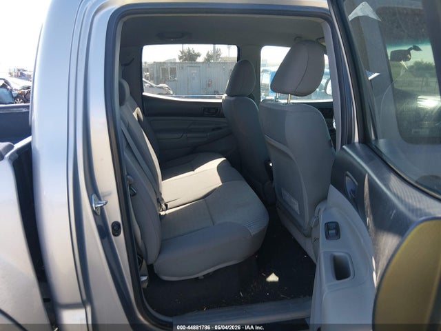 Aukcja sprzedaży 2015 Toyota Tacoma Base V6, vin: 3TMLU4EN5FM201816, numer aukcji: 44881786