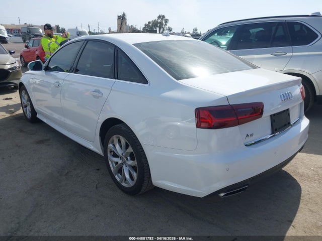 2018 Audi A6 2.0t Premium/2.0t Sport მანქანა იყიდება აუქციონზე, vin: WAUC8AFC4JN060720, აუქციონის ნომერი: 44881792