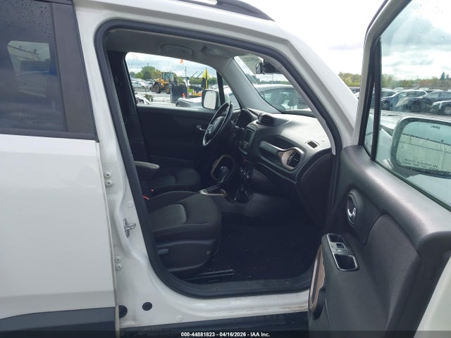 Aukcja sprzedaży 2017 Jeep Renegade Latitude 4x4, vin: ZACCJBBB2HPE81217, numer aukcji: 44881823