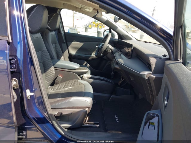44881831 :رقم المزاد ، JN1AZ2EB2TM300767 vin ، 2026 Nissan Leaf Platinum+ مزاد بيع