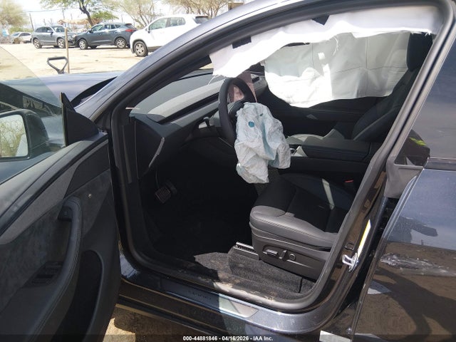 Продаж на аукціоні авто 2026 Tesla Model Y All-wheel Drive/long Range Launch Series/premium All-wheel Drive, vin: 7SAYGDEE9TA668105, номер лоту: 44881846