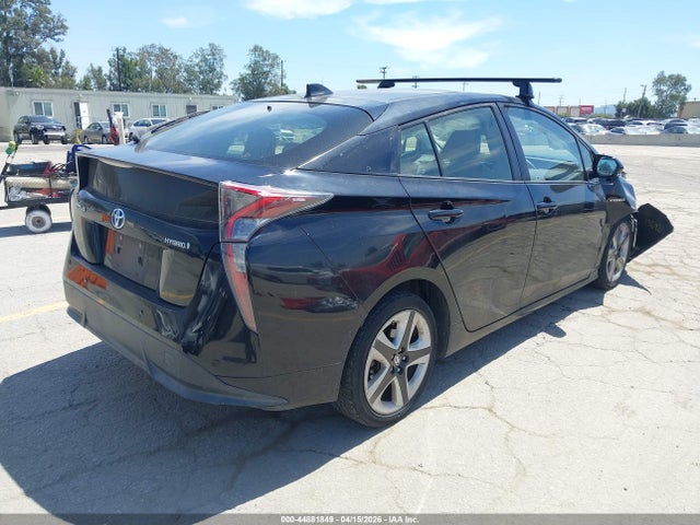 JTDKARFU7H3532859 Toyota Prius Four Touring