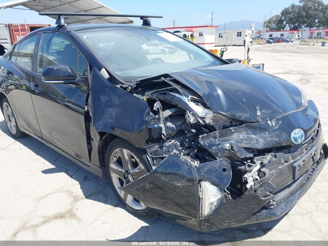 JTDKARFU7H3532859 Toyota Prius Four Touring
