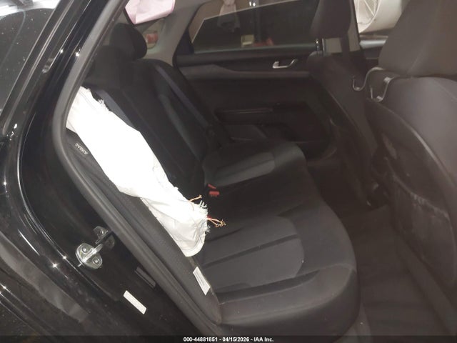 44881851 :رقم المزاد ، 5XXG14J24PG201556 vin ، 2023 Kia K5 Lxs مزاد بيع