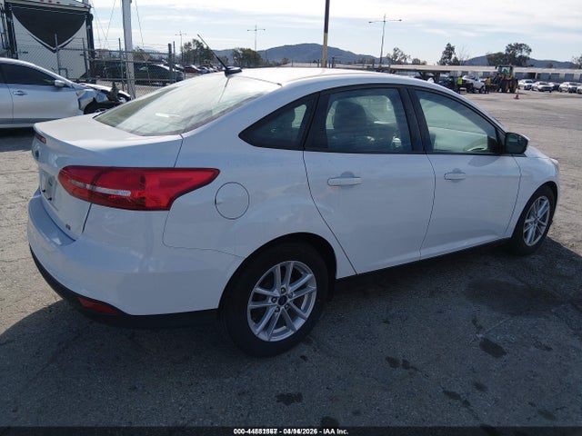 2018 FORD FOCUS 1FADP3F25JL328396 Photo 3