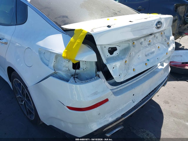 5XXGW4L22KG373494 KIA Optima Sx Turbo