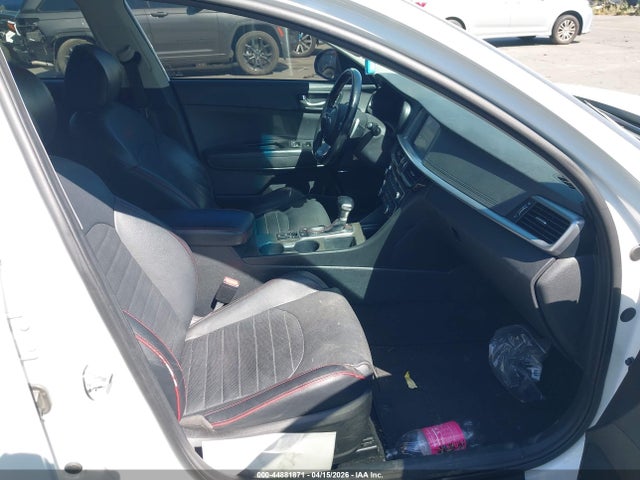 5XXGW4L22KG373494 KIA Optima Sx Turbo