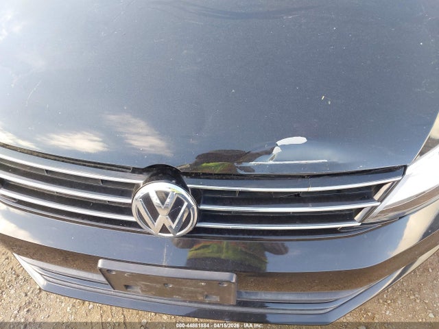 3VW267AJ4GM323866 Volkswagen Jetta 1.4t S