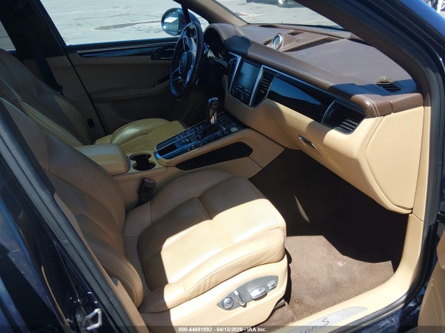 2016 PORSCHE MACAN WP1AB2A50GLB55563 Photo 4