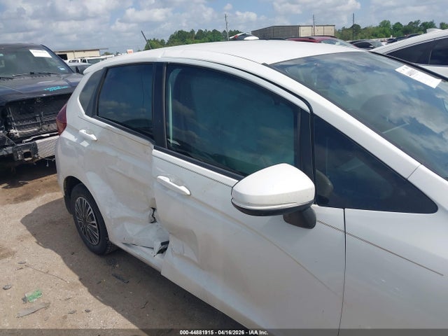 Продажа на аукционе авто 2018 Honda Fit Lx, vin: 3HGGK5H45JM736526, номер лота: 44881915