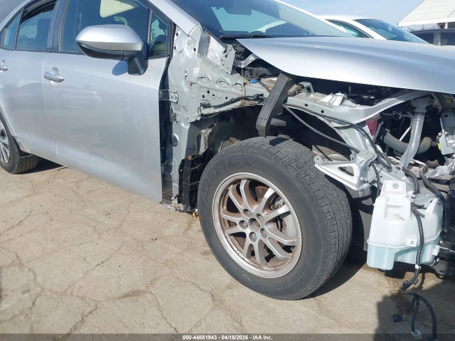 JTDEAMDE1MJ018815 Toyota Corolla Hybrid Le