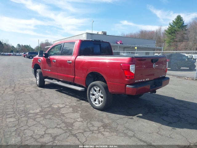 2016 NISSAN TITAN XD 1N6BA1F4XGN509612 Photo 2