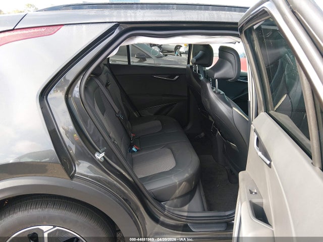 KIA Niro Plug-in Hybrid Ex 2025 KNDCS3LF3S5309850 Image 8