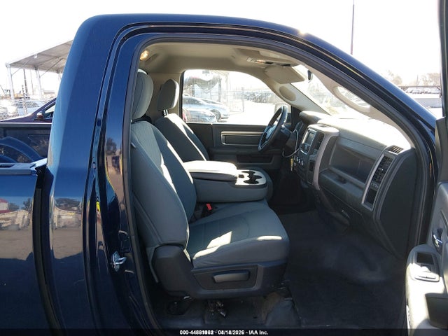 2018 RAM 1500 3C6JR6DG8JG323589 Photo 4