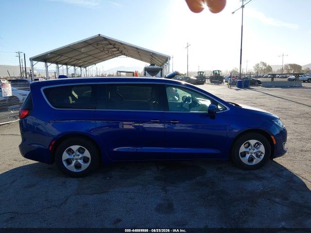 2C4RC1H70JR276238 Chrysler Pacifica Hybrid Touring Plus