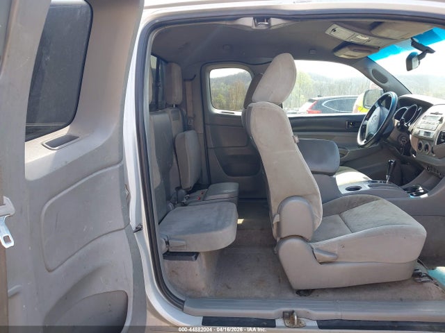 44882004 :رقم المزاد ، 5TEUU4EN0AZ717274 vin ، 2010 Toyota Tacoma Base V6 مزاد بيع