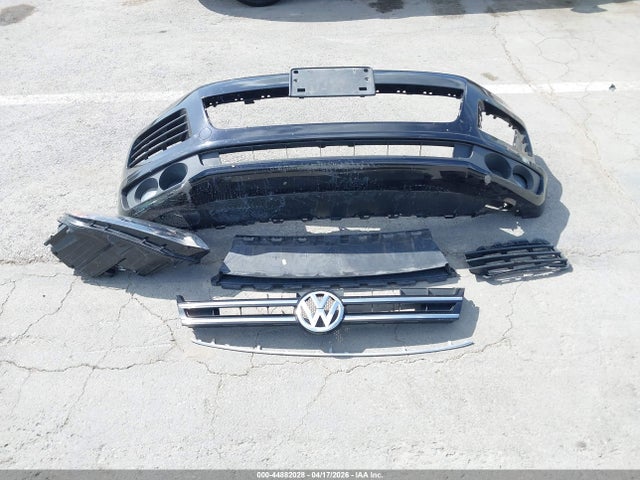 44882028 :رقم المزاد ، WVGDP9BP9ED005074 vin ، 2014 Volkswagen Touareg Tdi R-line مزاد بيع