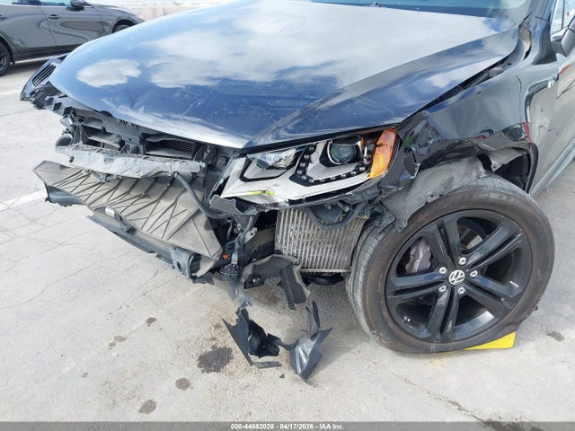 44882028 :رقم المزاد ، WVGDP9BP9ED005074 vin ، 2014 Volkswagen Touareg Tdi R-line مزاد بيع