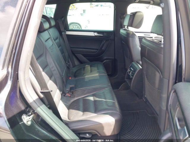 44882028 :رقم المزاد ، WVGDP9BP9ED005074 vin ، 2014 Volkswagen Touareg Tdi R-line مزاد بيع